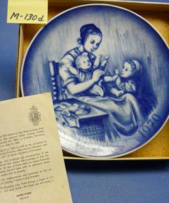 M-130d BAREUTHER 1970 Mother's Day Plate