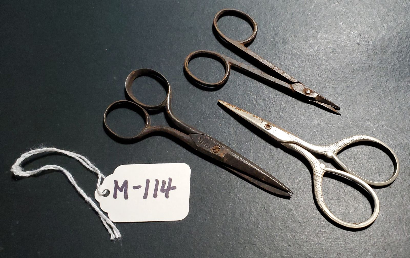 M-114 THREE Small scissors.